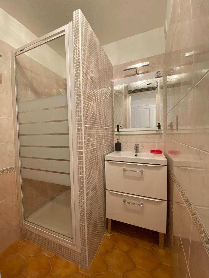 Les Locations Cinaureva « L'Argentiere » Apartment La Londe-les-Maures ภายนอก รูปภาพ
